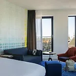 Ibis Styles Centre 3* 델프트