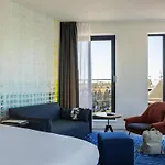 Ibis Styles Centre 3*