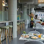 Ibis Styles Centre 3*