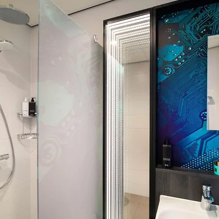 Ibis Styles Centre 3*