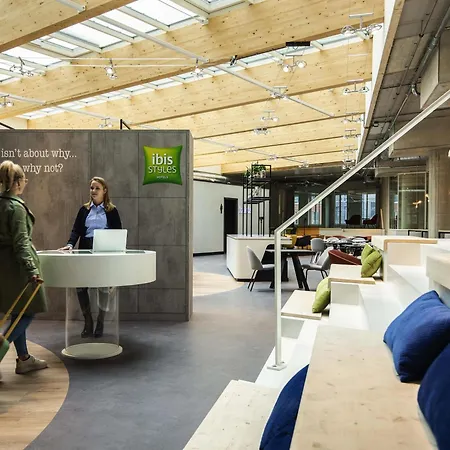 Ibis Styles Centre 3* 델프트