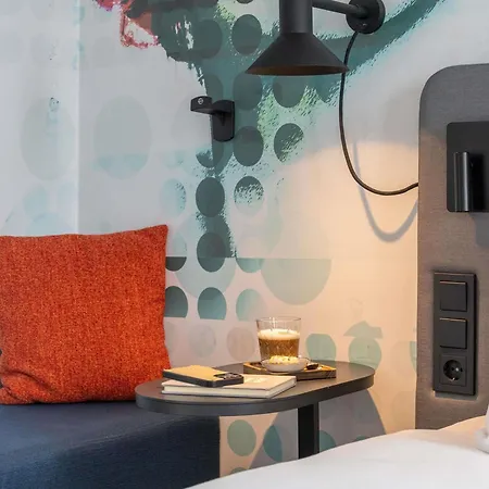 Ibis Styles Centre Hotel 3*