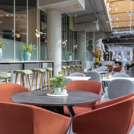 Ibis Styles Centre 3*