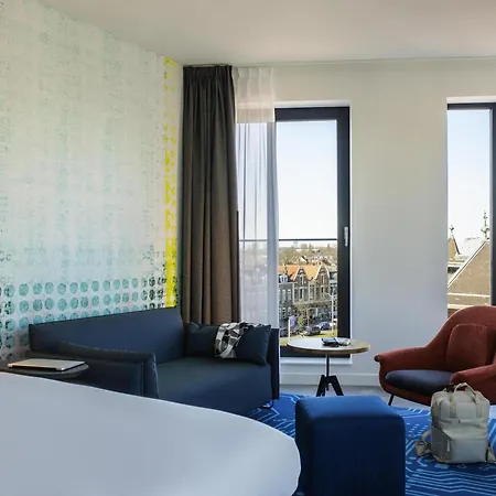 Ibis Styles Centre 3*