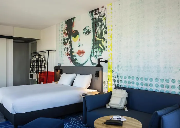 Ibis Styles Centre 3*