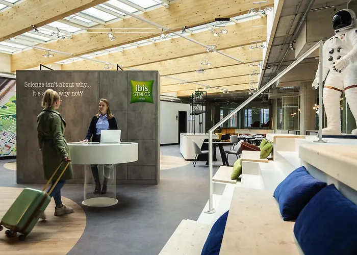 Ibis Styles Centre 3* Delft